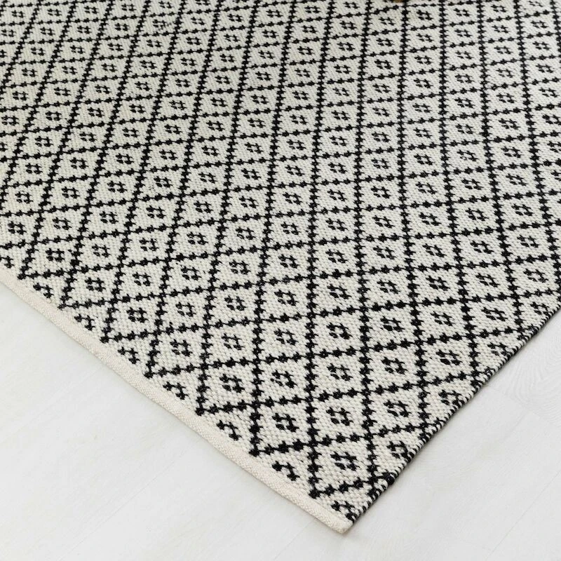 4Living Huurre Kaksipuolinen Villamatto 200x290 Cm Musta/valkoinen - Image 6