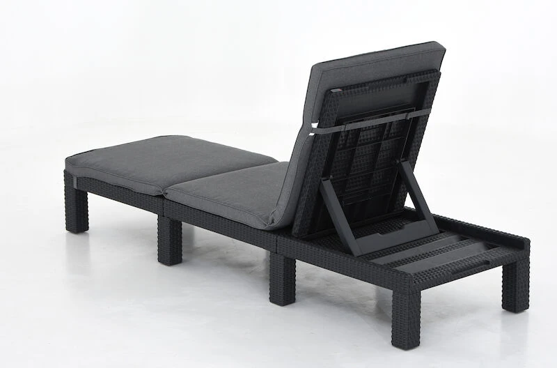 Keter Daytona Deluxe Aurinkotuoli Pehmusteella, Grafiitti - Image 2