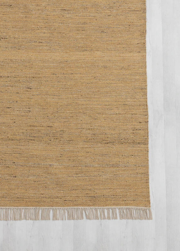 Fanni K Naava Matto 200x290 Cm Voinkeltainen